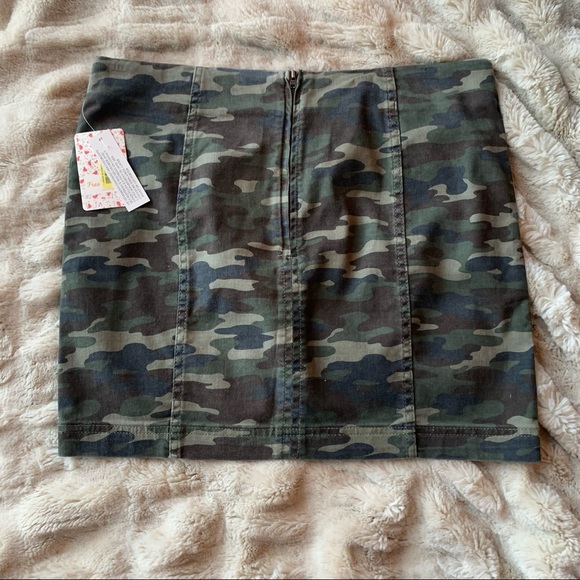 Free people camo skirt - Picture 3 of 4